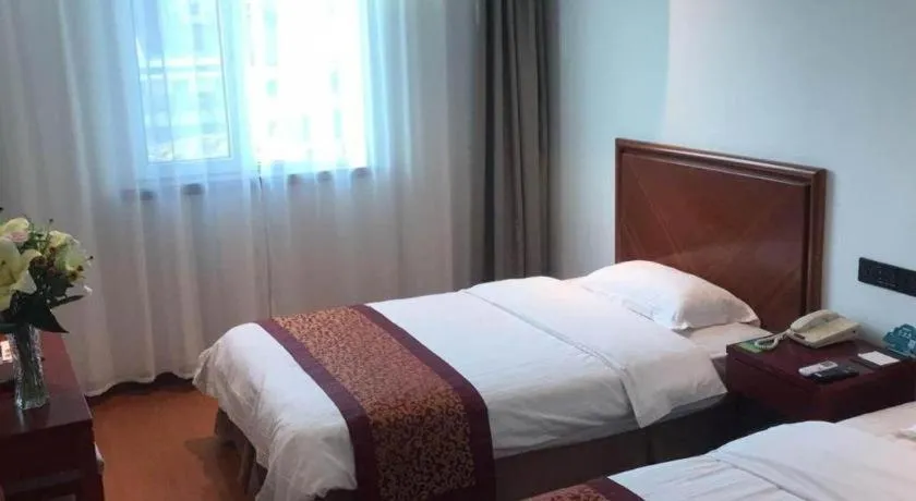 Bed in GreenTree Inn Suzhou Wuzhong