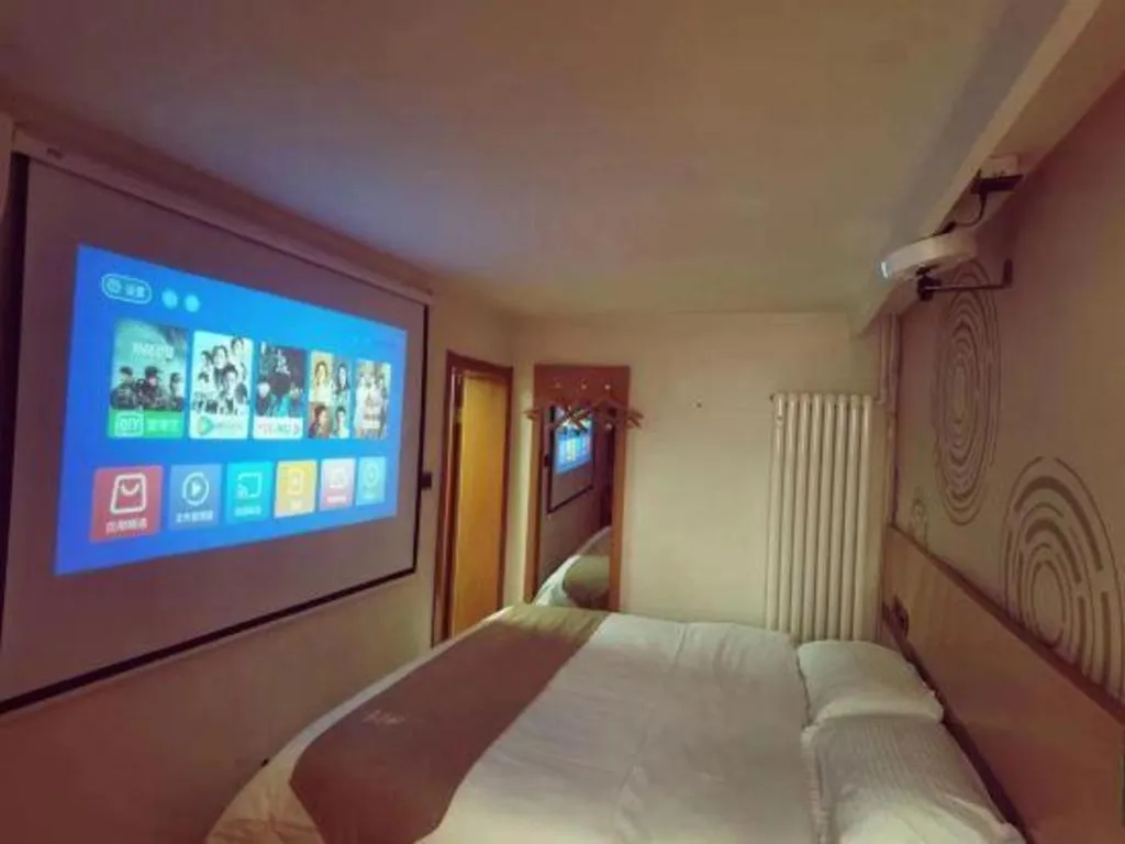 Bed in GreenTree Inn Beijing Dongcheng District Wangfujin South Luogu Lane Houhai Express Hotel