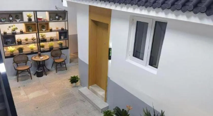 GreenTree Inn Beijing Dongcheng District Wangfujin South Luogu Lane Houhai Express Hotel