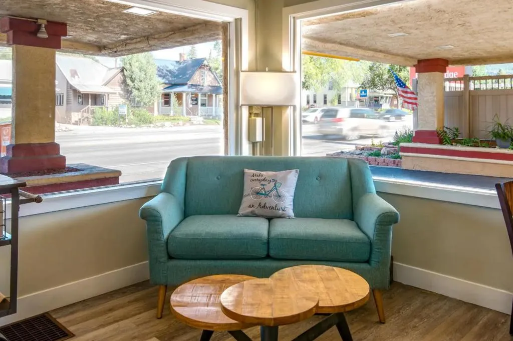 Econo Lodge Inn & Suites Durango