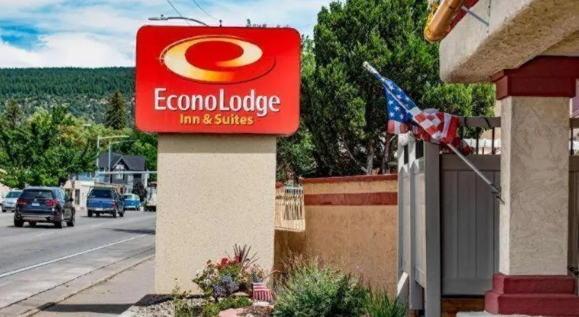Econo Lodge Inn & Suites Durango
