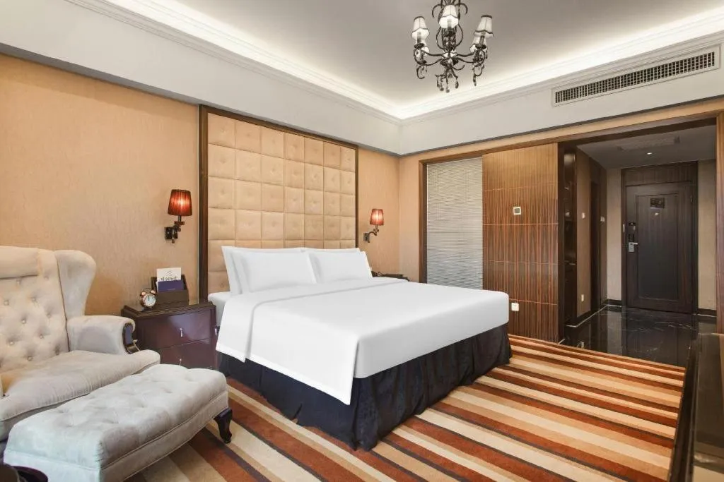 Bed in Changsha Hopesky Hotel