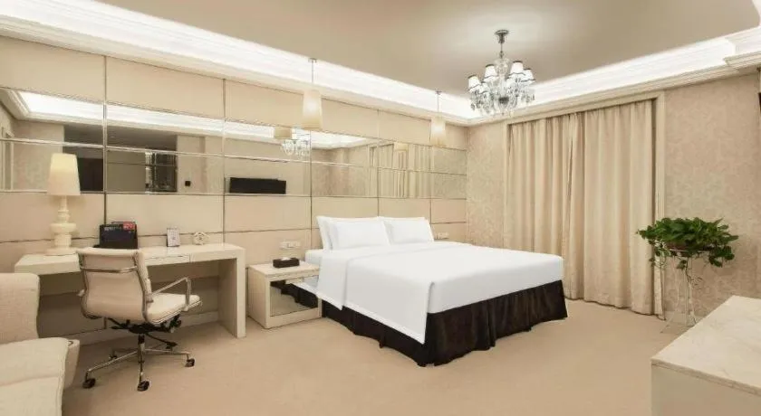 Bed in Changsha Hopesky Hotel