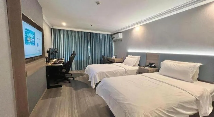 Bed in GreenTree Inn Hotel - Nantong Hongming Plaza
