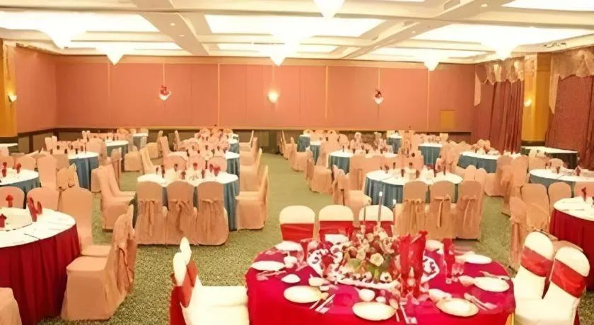 GreenTree Inn YiZheng Zhenzhou East Road