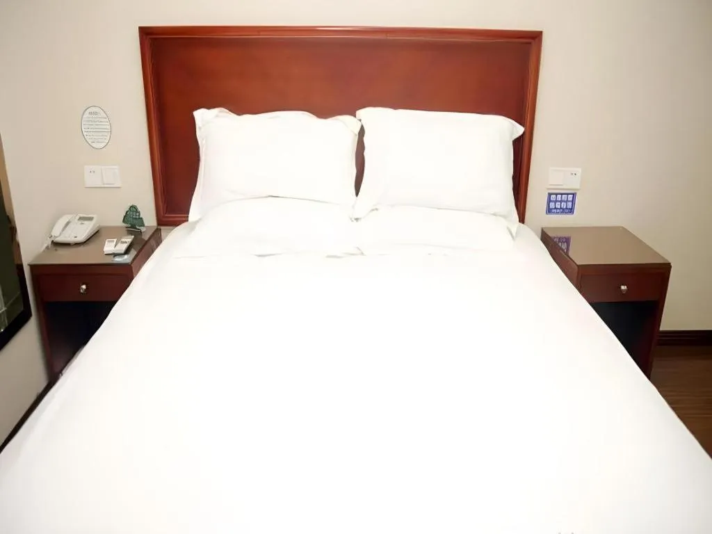 Bed in GreenTree Inn Tangshan Yuhua Road