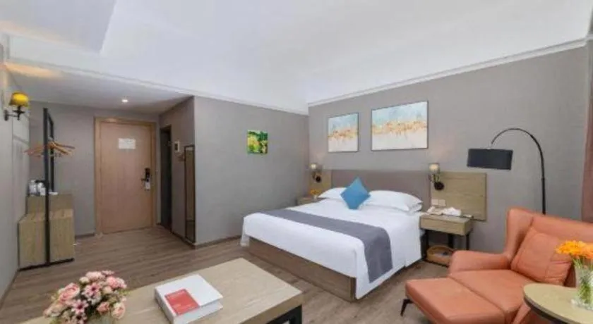 Bed in GreenTree Inn Zhongshan Nanlang Metro Station Branch