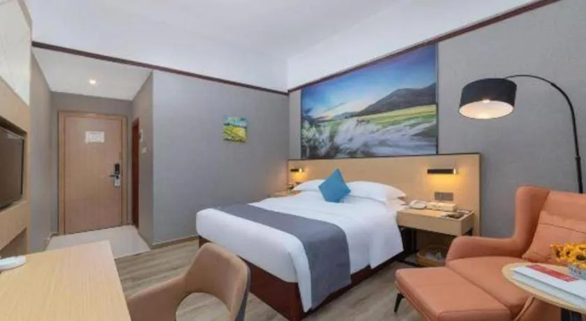 Bed in GreenTree Inn Zhongshan Nanlang Metro Station Branch