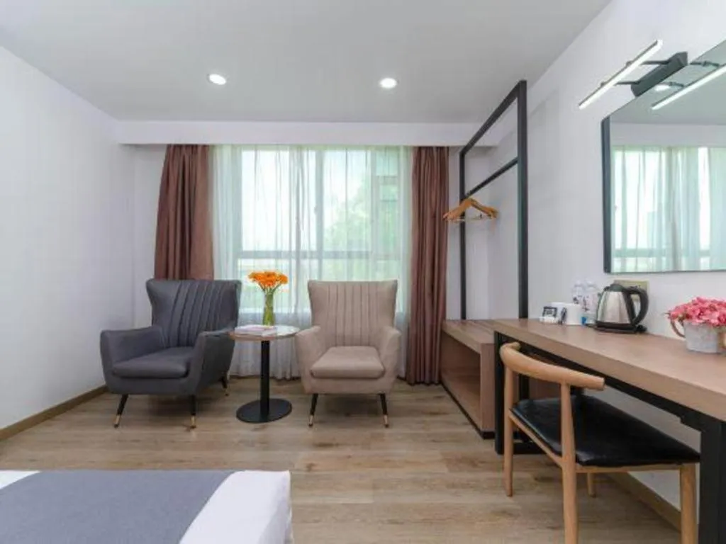 Bed in GreenTree Inn Zhongshan Nanlang Metro Station Branch