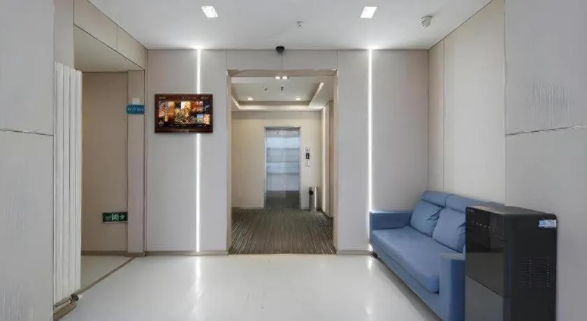 Jinjiang Inn Qingdao Wuxi Square Nanjing Road Metro Station