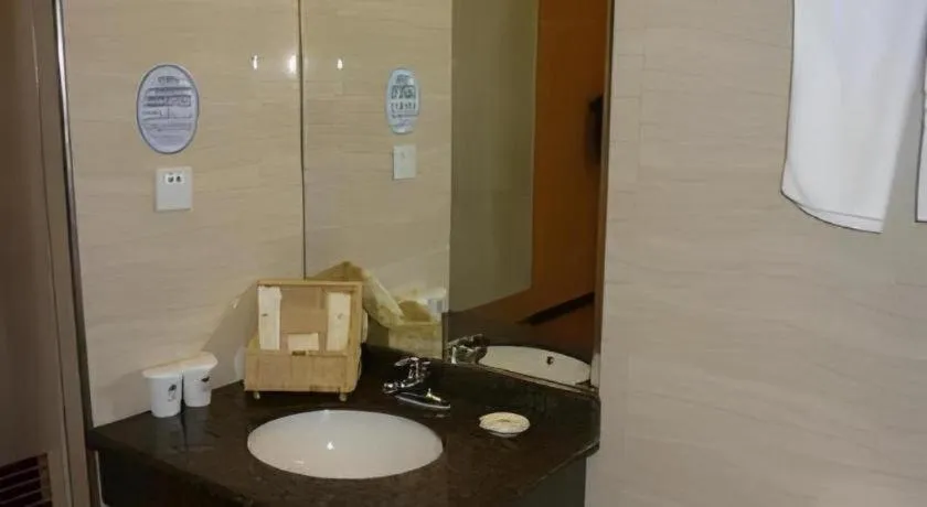 GreenTree Inn Bengbu Huaihe Walking Street