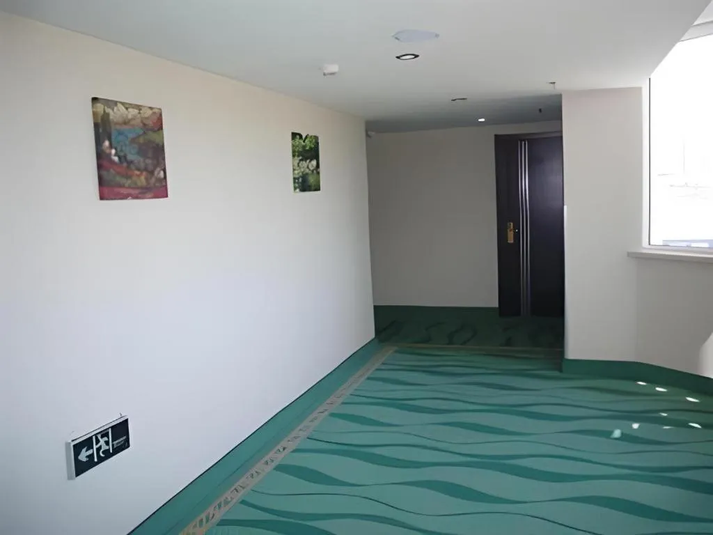 GreenTree Inn Yantai Xingfu Road Marina Plaza Express Hotel