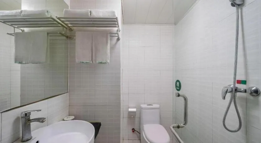 GreenTree Inn Yantai Xingfu Road Marina Plaza Express Hotel