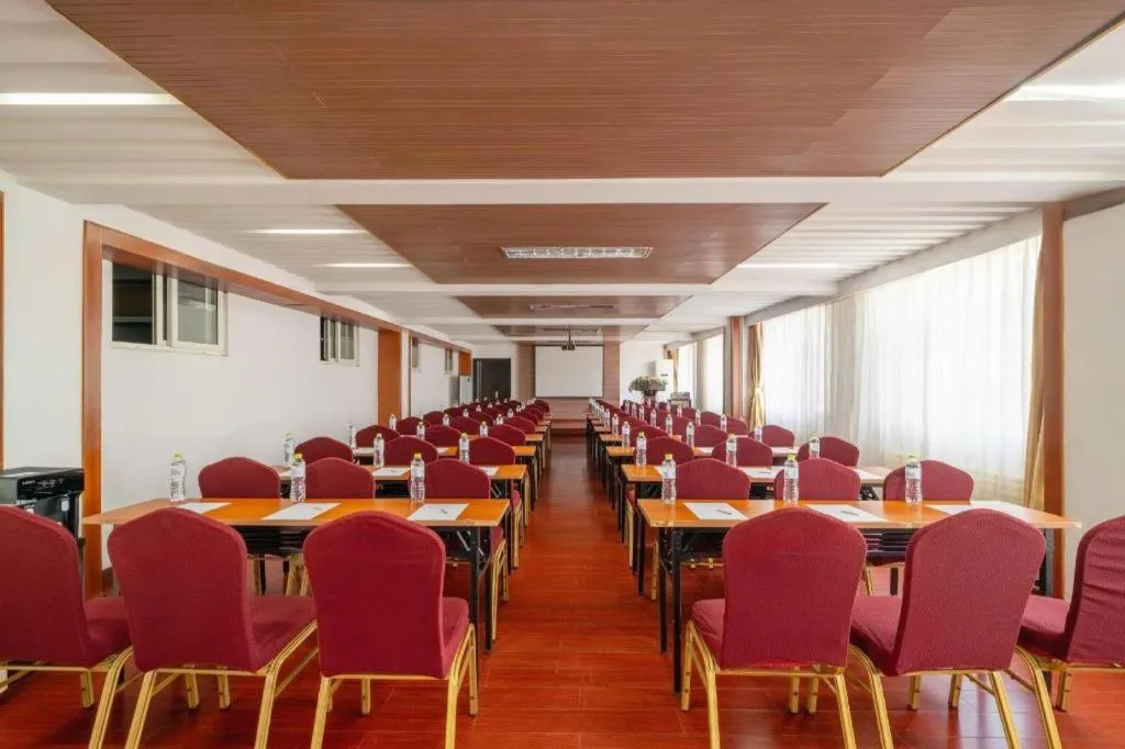 GreenTree Inn Yantai Xingfu Road Marina Plaza Express Hotel