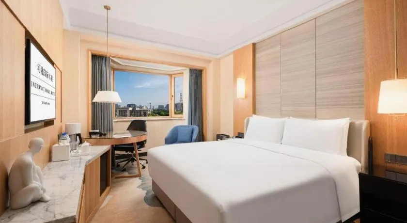 Bed in Shijiazhuang International Building Hotel