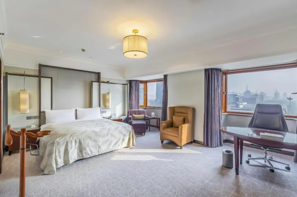 Bed in Shijiazhuang International Building Hotel