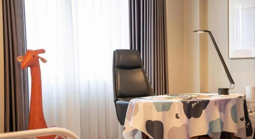 Shijiazhuang International Building Hotel