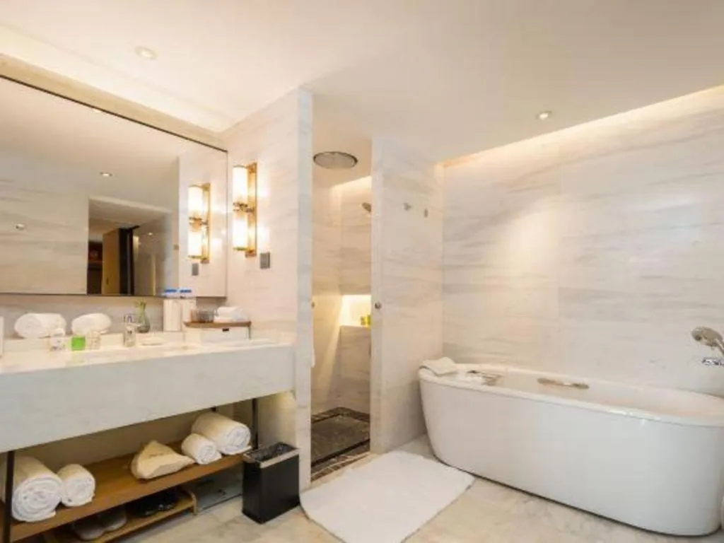 Shijiazhuang International Building Hotel