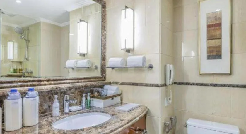 Shijiazhuang International Building Hotel