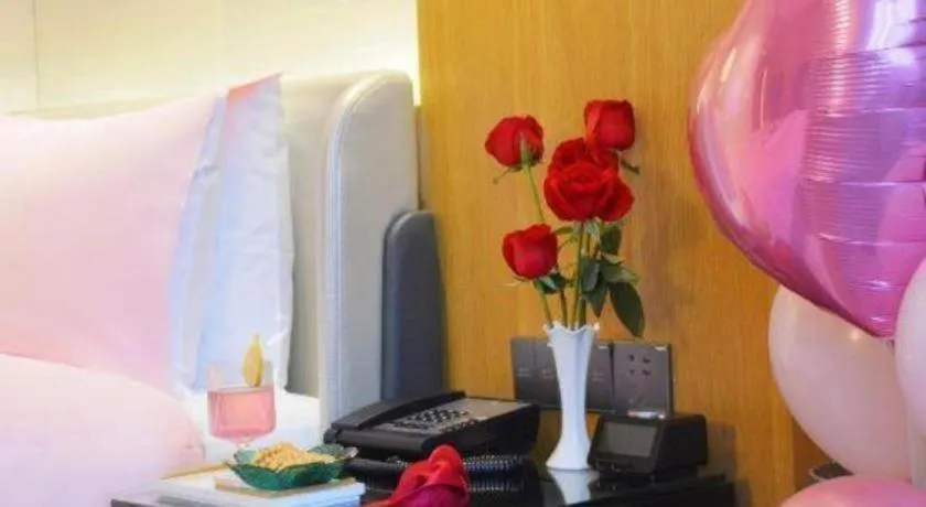 Bed in Shijiazhuang International Building Hotel