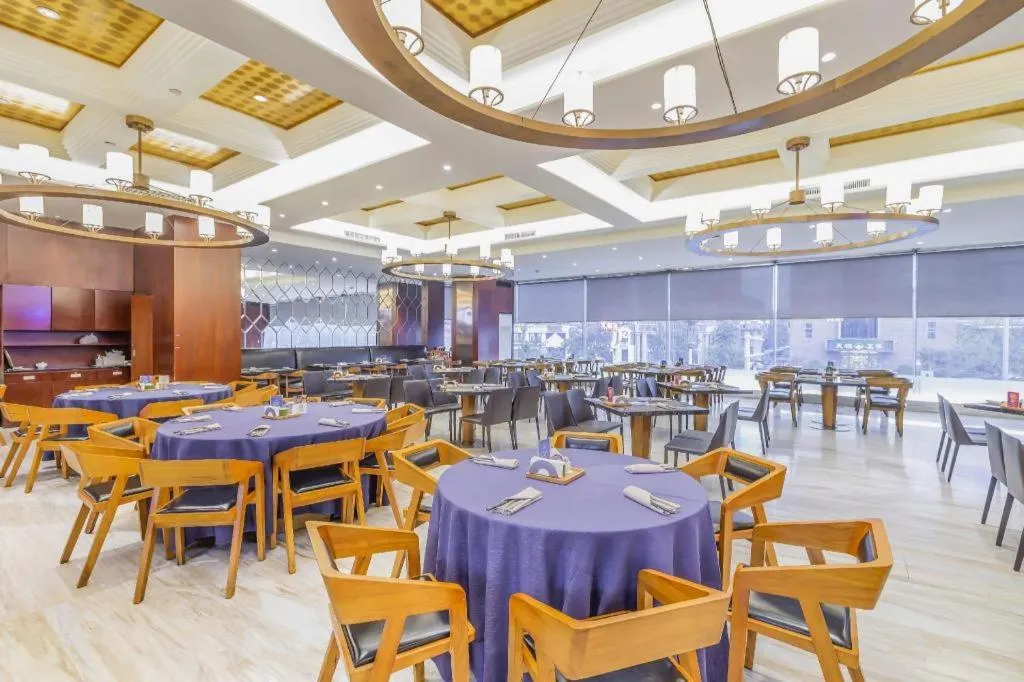 Shijiazhuang International Building Hotel