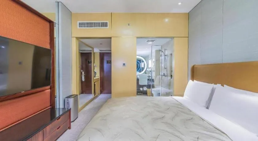 Bed in Shijiazhuang International Building Hotel