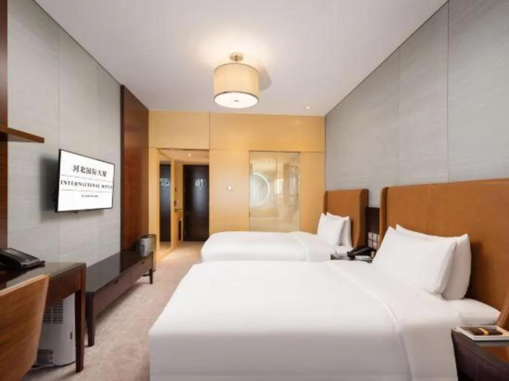 Bed in Shijiazhuang International Building Hotel
