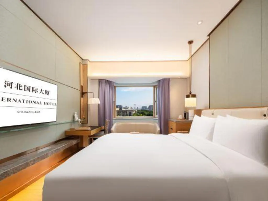 Bed in Shijiazhuang International Building Hotel