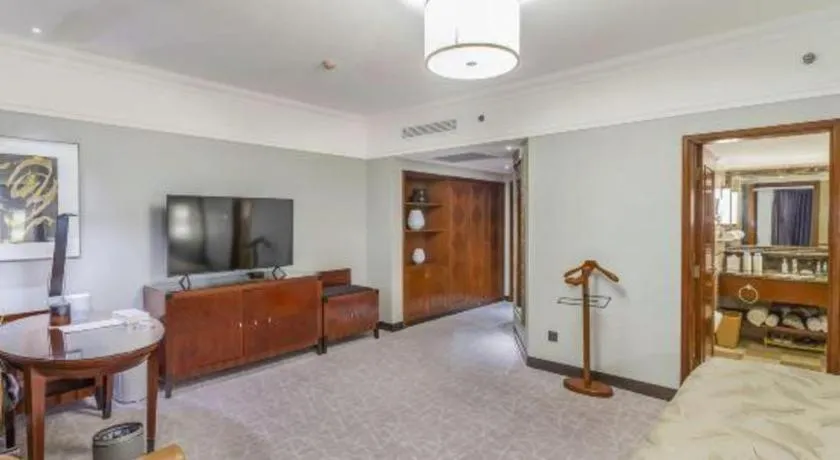 Shijiazhuang International Building Hotel