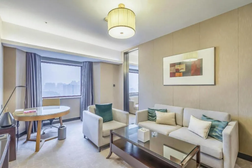 Shijiazhuang International Building Hotel