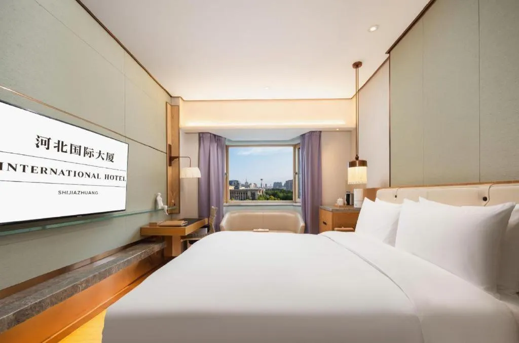 Bed in Shijiazhuang International Building Hotel