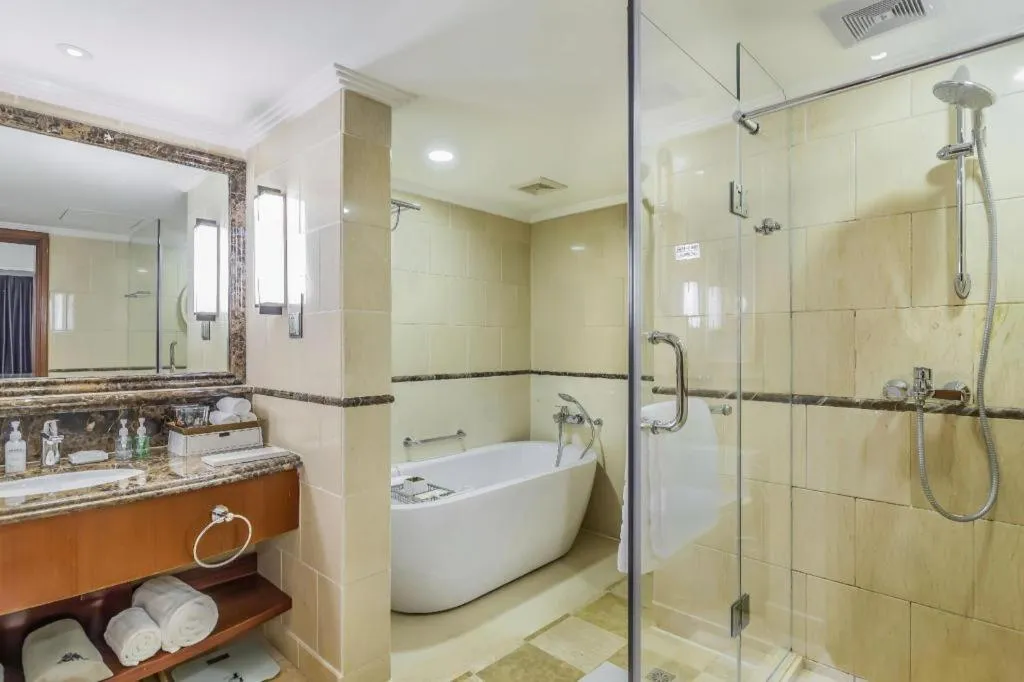 Shijiazhuang International Building Hotel