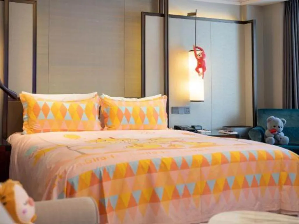 Bed in Shijiazhuang International Building Hotel