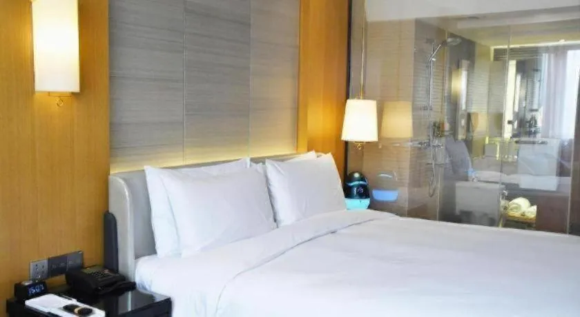 Bed in Shijiazhuang International Building Hotel