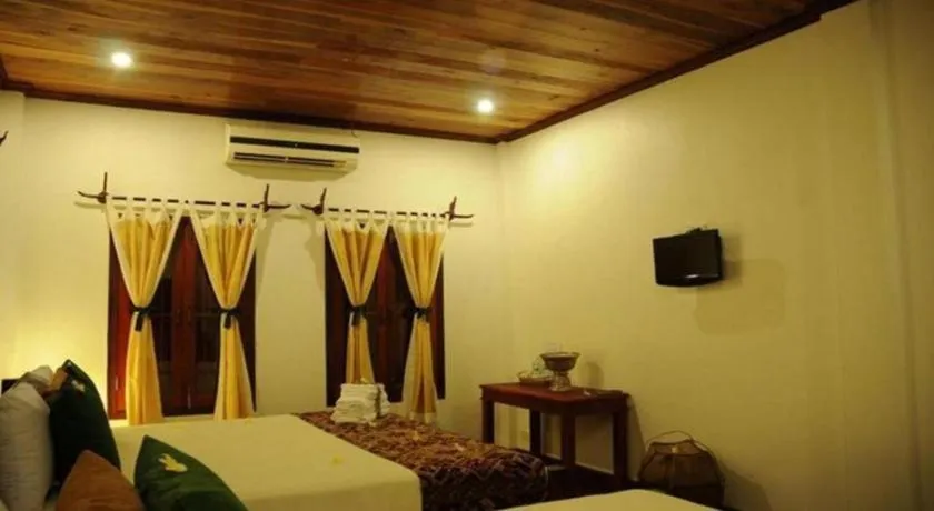 Bed in Pangkham Lodge