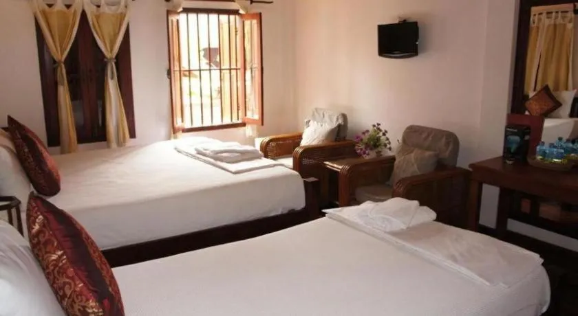 Bed in Pangkham Lodge