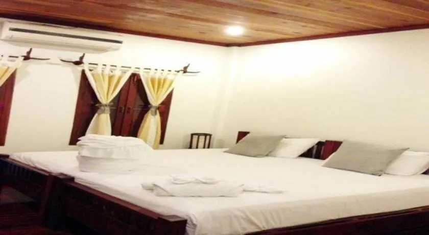 Bed in Pangkham Lodge