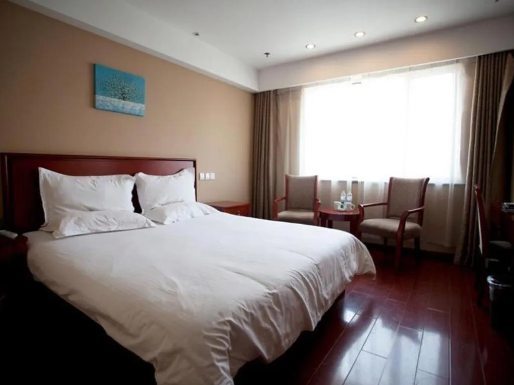 Bed in GreenTree Inn Rizhao Haiqu East Road Hotel