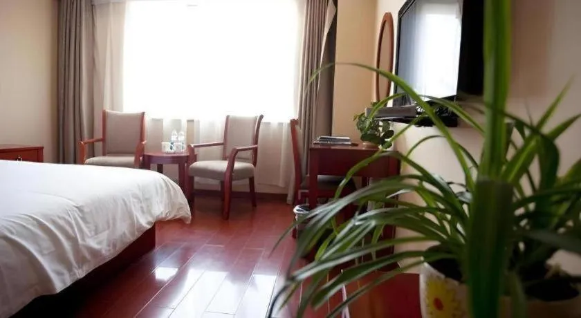 Bed in GreenTree Inn Rizhao Haiqu East Road Hotel