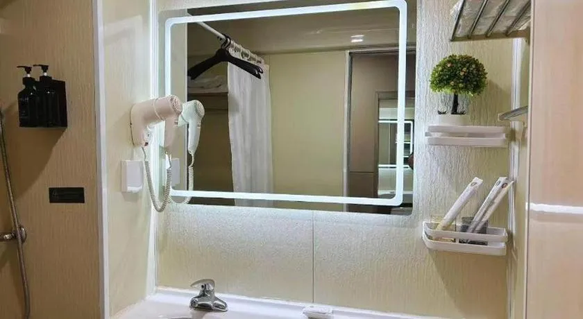 Jinjiang Inn Taiyuan Longtan Park