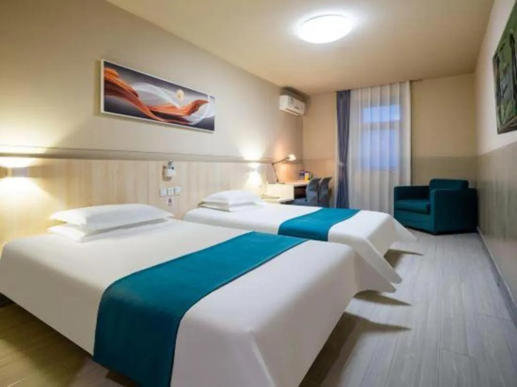 Bed in Jinjiang Inn Taiyuan Longtan Park