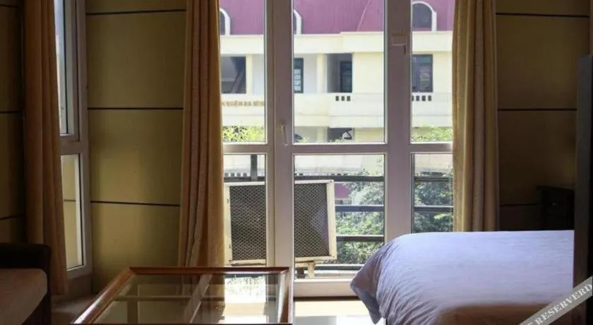 Bed in Dom's Residence & Hotel Hanoi