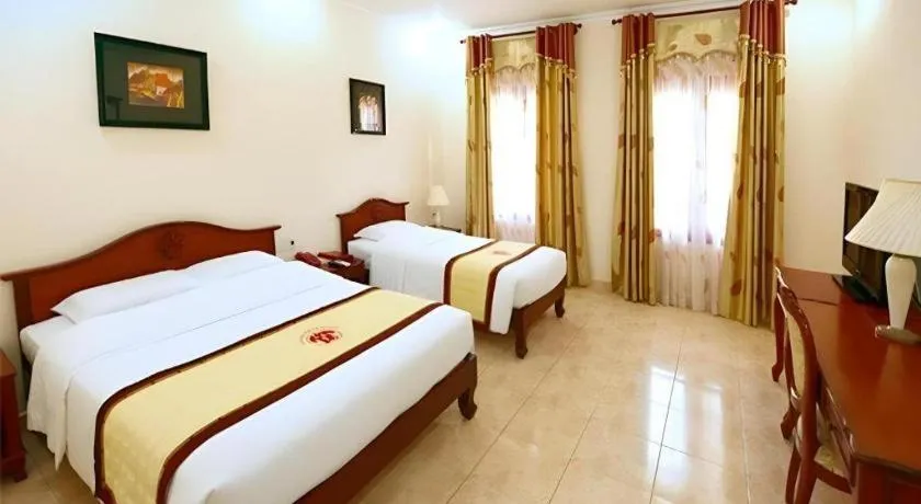 Bed in Tan Son Nhat Hotel