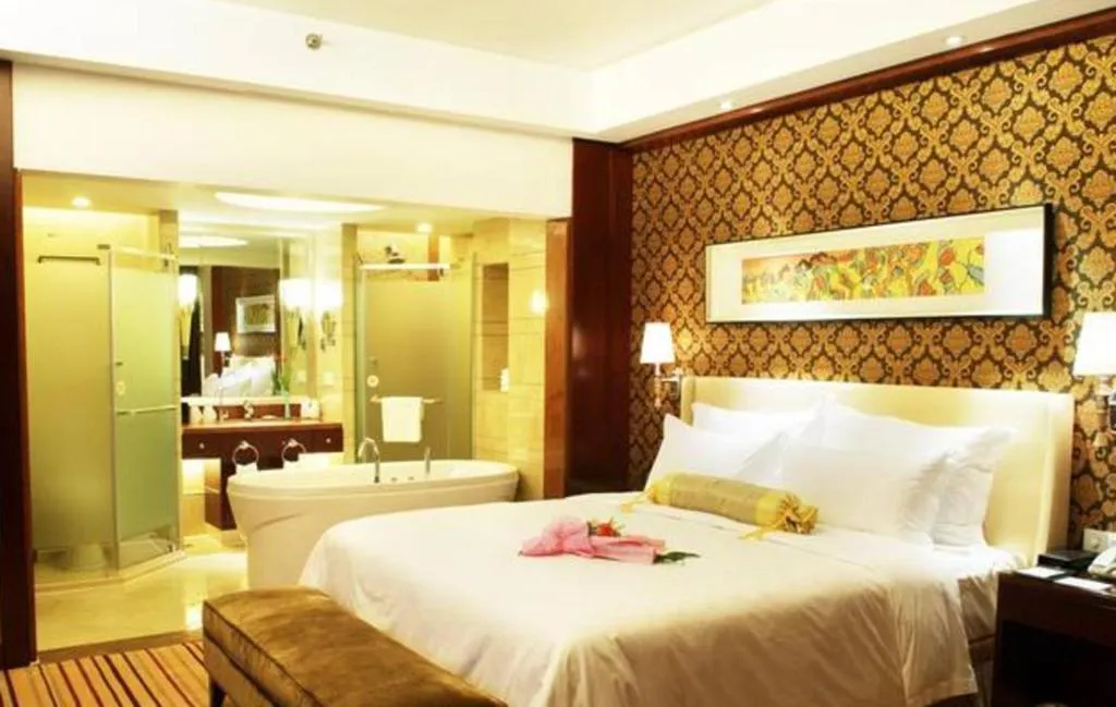 Bed in Yiwu Shinsun International Hotel