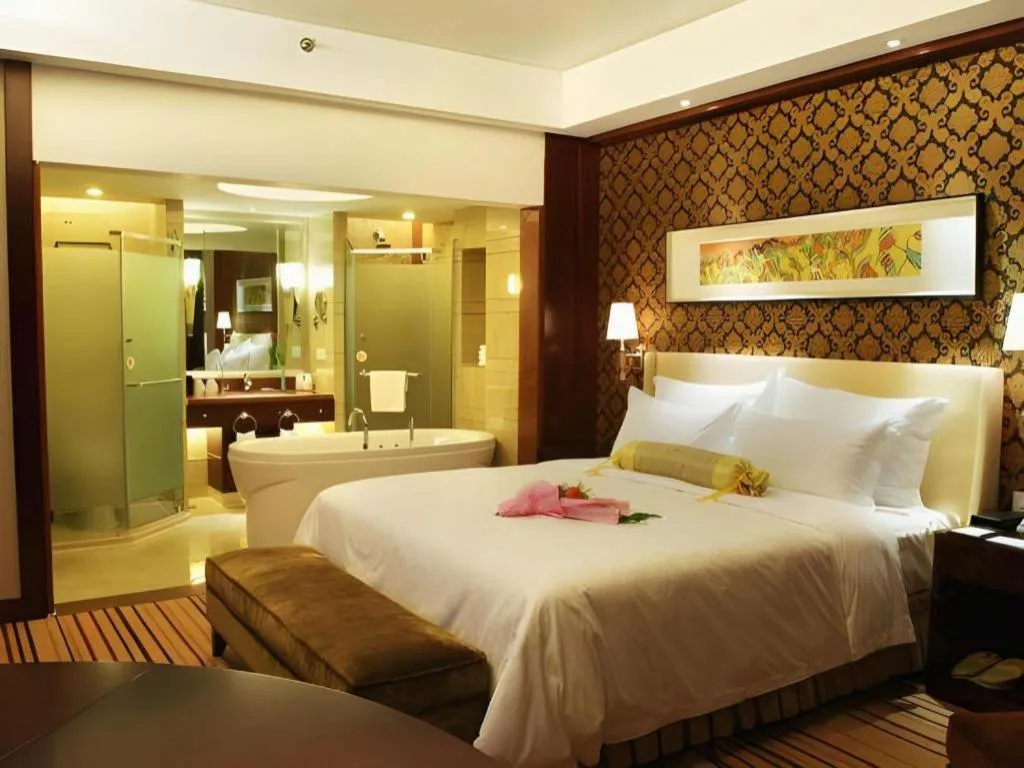 Bed in Yiwu Shinsun International Hotel