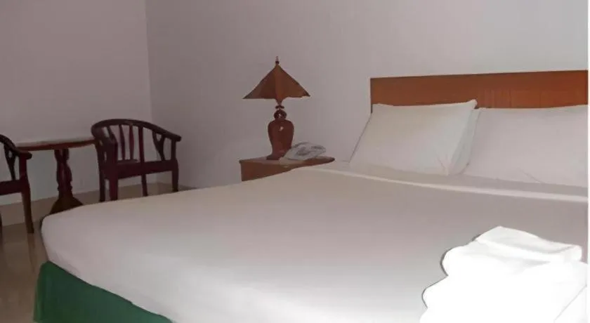 Bed in Ranong Resort & Laguna