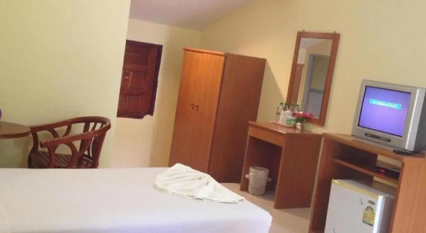 Bed in Ranong Resort & Laguna