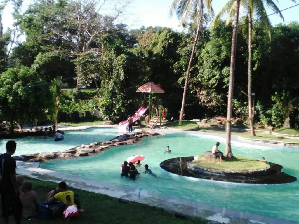 Ranong Resort & Laguna