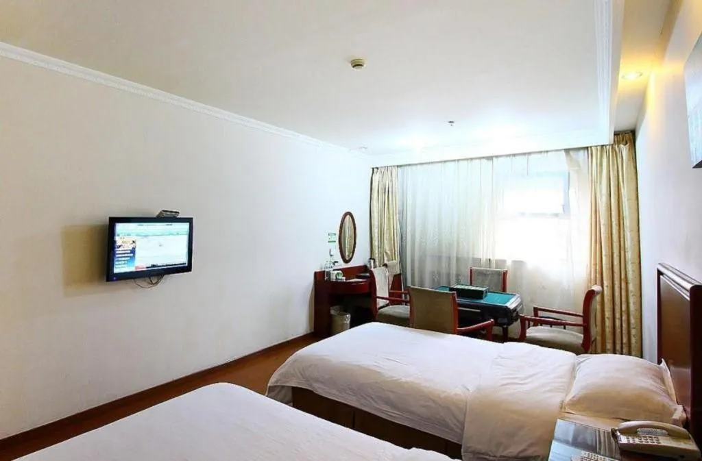 Bed in GreenTree Alliance Changzhou University City Hotel
