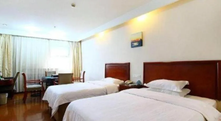 Bed in GreenTree Alliance Changzhou University City Hotel